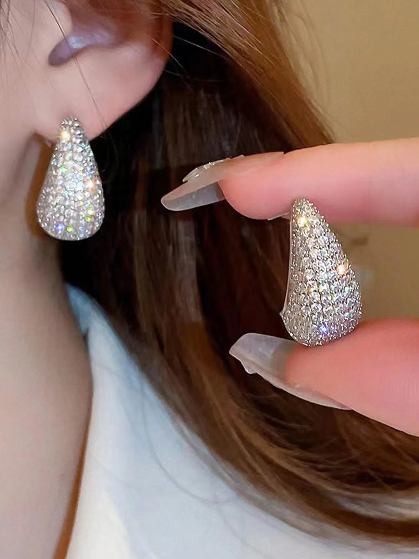2026 New Fashion luxury Gold Color Zirconia Drop Earrings for Women Water Shape Copper Stud Earrings Women Fashion Jewelry