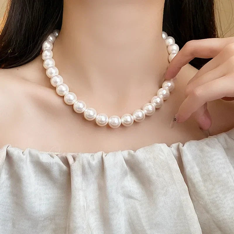 Vintage White Imitation Pearl Beads Choker Necklace For Women Girls Elegant Handmade Chain Necklace Wedding Jewelry 2024 New