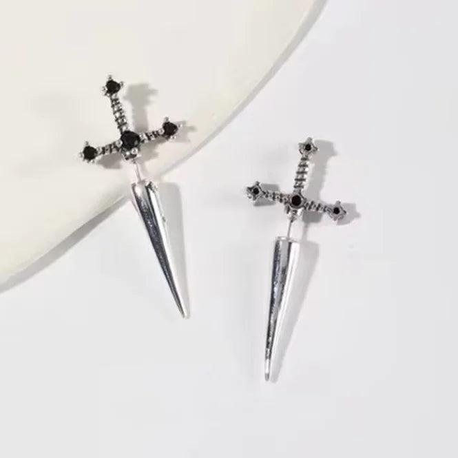 Gothic Nearby Sword Earrings Vintage Cool Punk Ear Cuffs Gothic Dagger Earrings Women's Jewelry Accessories Gifts