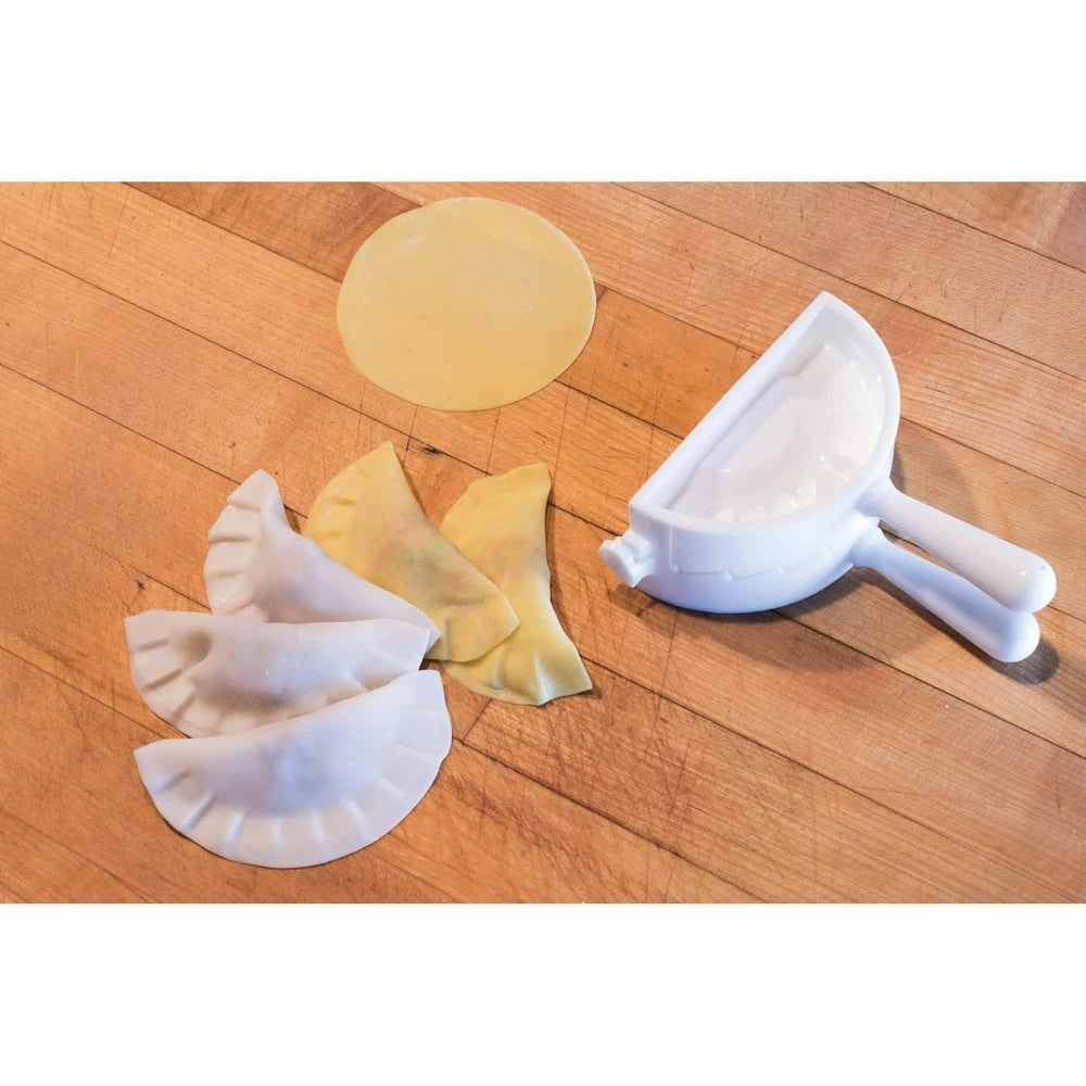 Kitchen dumpling press, BPA-free, homemade dumplings and pocket food