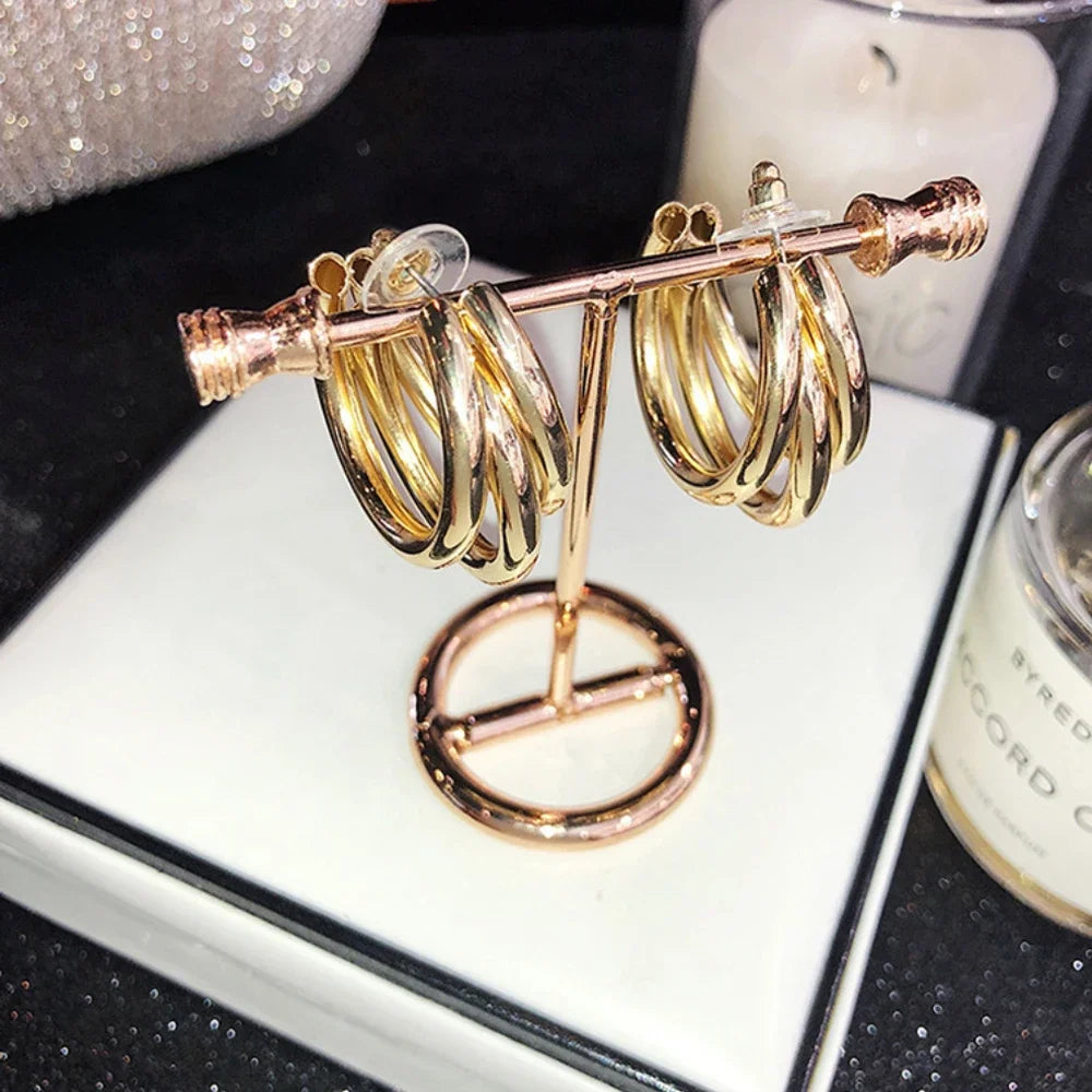 Fashion Korean Metal Elegant Hoop Earring Woman 2023 New Vintage Elegant Geometric Statement Earrings Jewelry Accessories