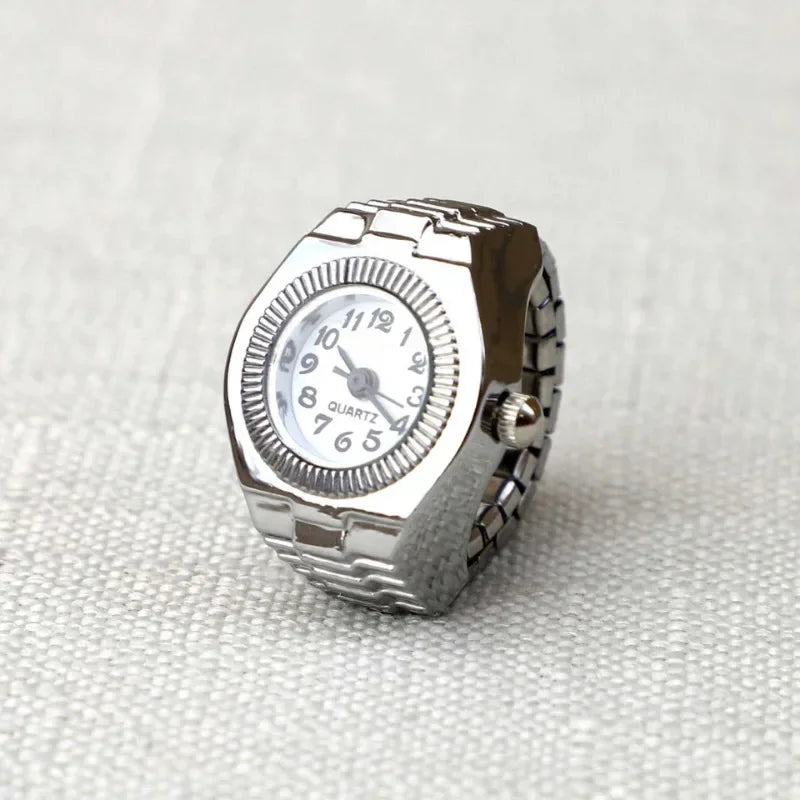 Vintage Punk Finger Watch Mini Elastic Strap Alloy Watches Couple Rings Jewelry Clock Retro Roman Quartz Watch Ring Women Men