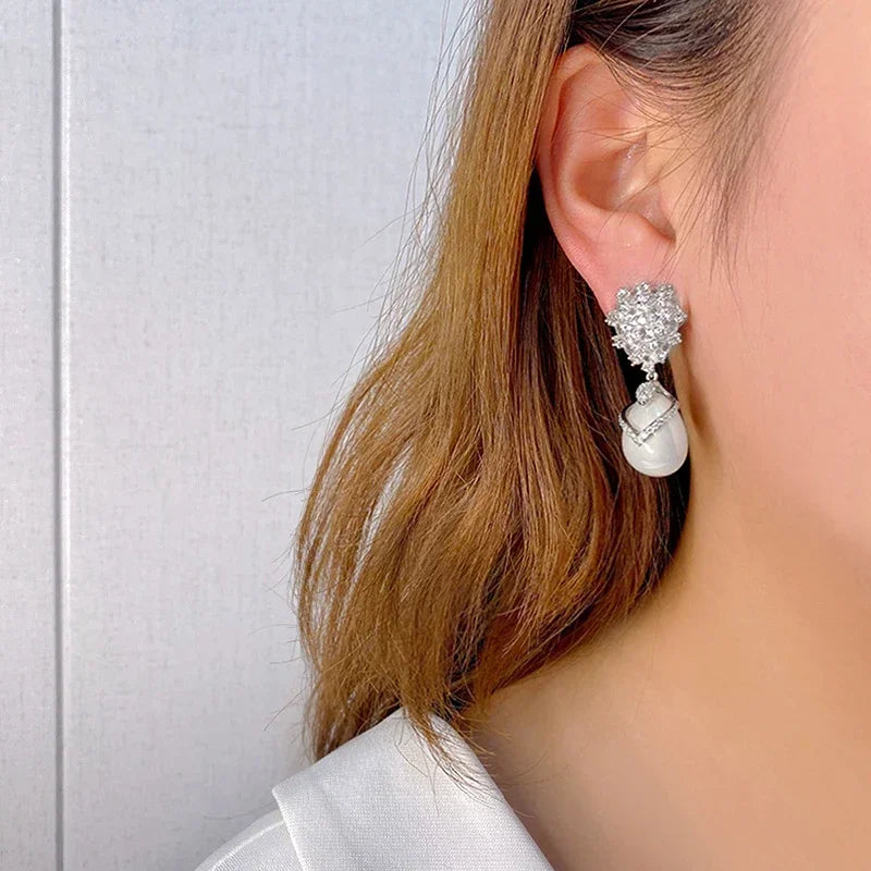 Huitan Aesthetic Women Simulated Pearl Hanging Earrings Brilliant Cubic Zirconia Wedding Engagement Jewelry Drop Shipping