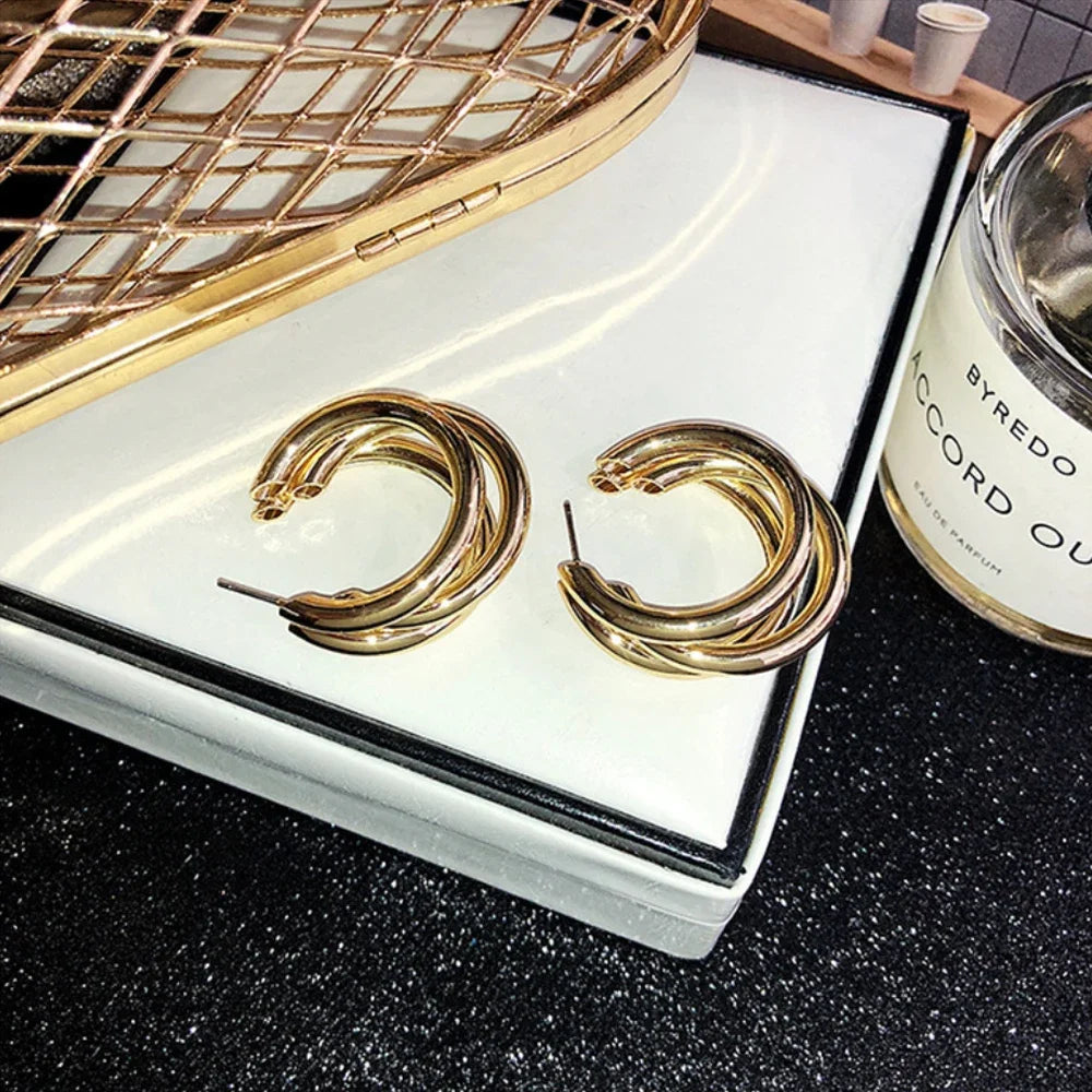Fashion Korean Metal Elegant Hoop Earring Woman 2023 New Vintage Elegant Geometric Statement Earrings Jewelry Accessories