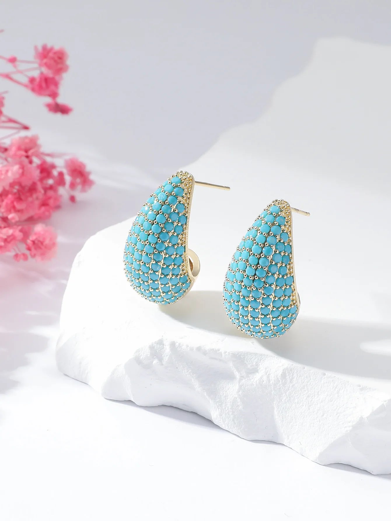 2026 New Fashion luxury Gold Color Zirconia Drop Earrings for Women Water Shape Copper Stud Earrings Women Fashion Jewelry