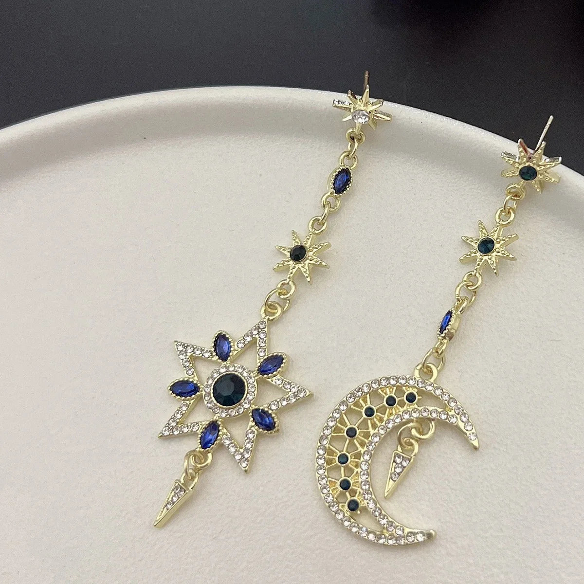 Elegant Silver Color Asymmetric Star Moon Earrings Long Statement Tassel Sparkling Personalized Earrings Jewelry