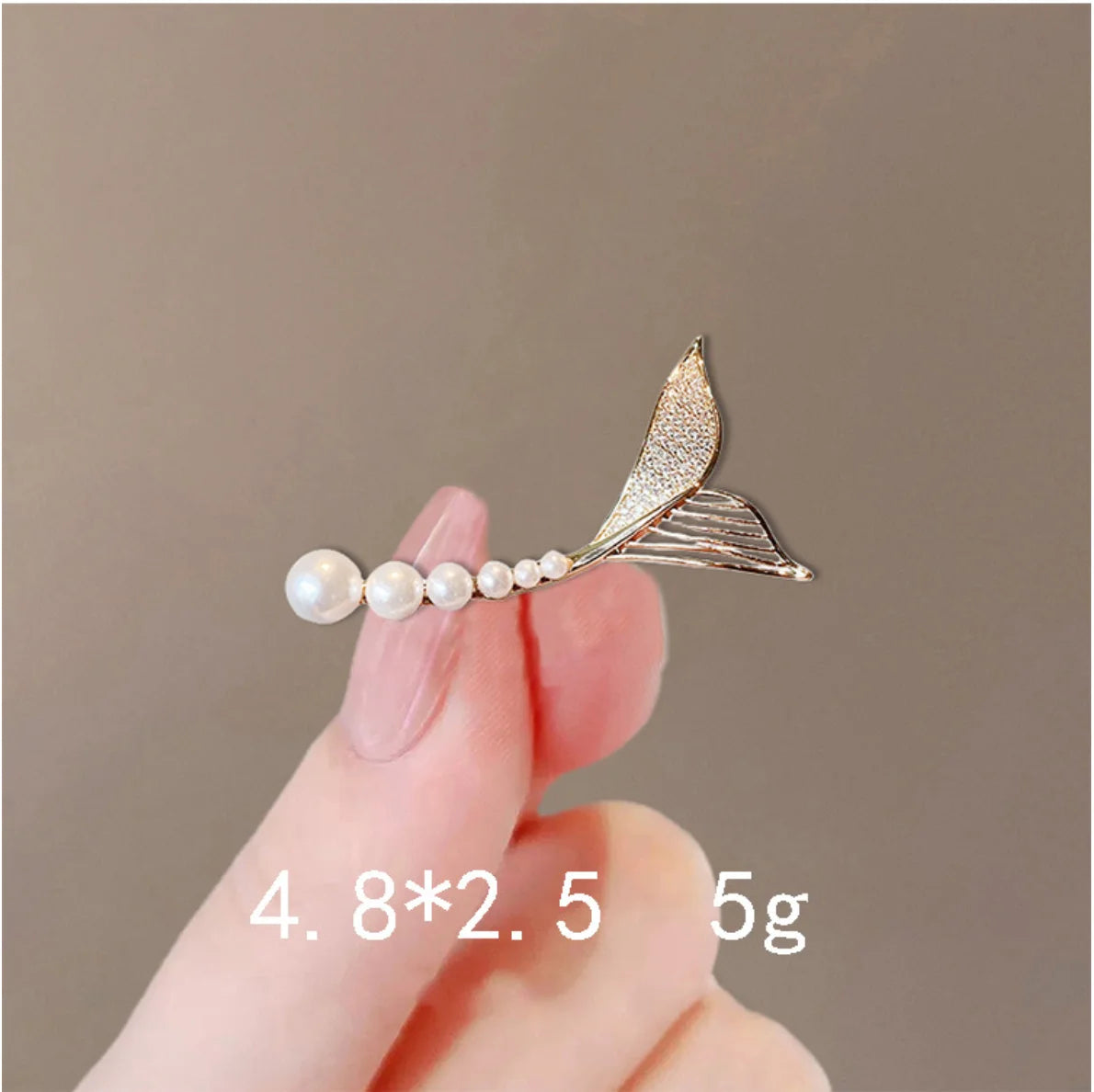 Fashion Pearl butterfly Rhinestone Brooches For Women Elegant Metal Fixed Clothing Pins Daily High-end Jewelry wholesale