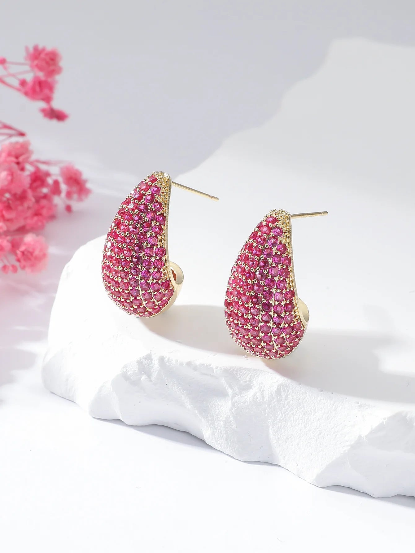 2026 New Fashion luxury Gold Color Zirconia Drop Earrings for Women Water Shape Copper Stud Earrings Women Fashion Jewelry