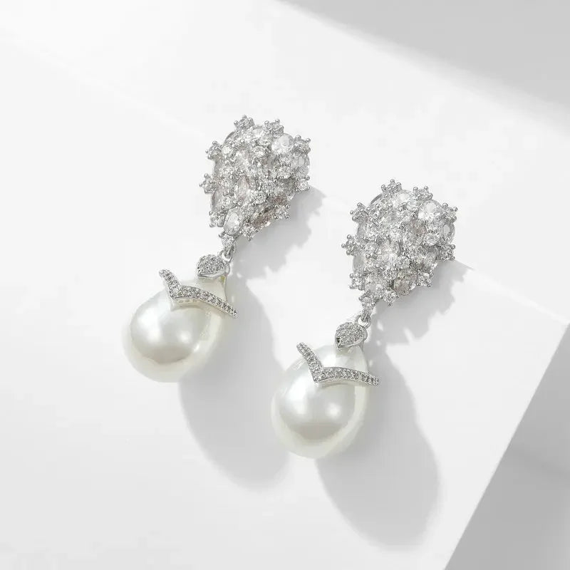 Inlaid Cubic Zirconia Earrings Elegant design Palace Style Droplet Imitation Pearl Like Women  Earrings
